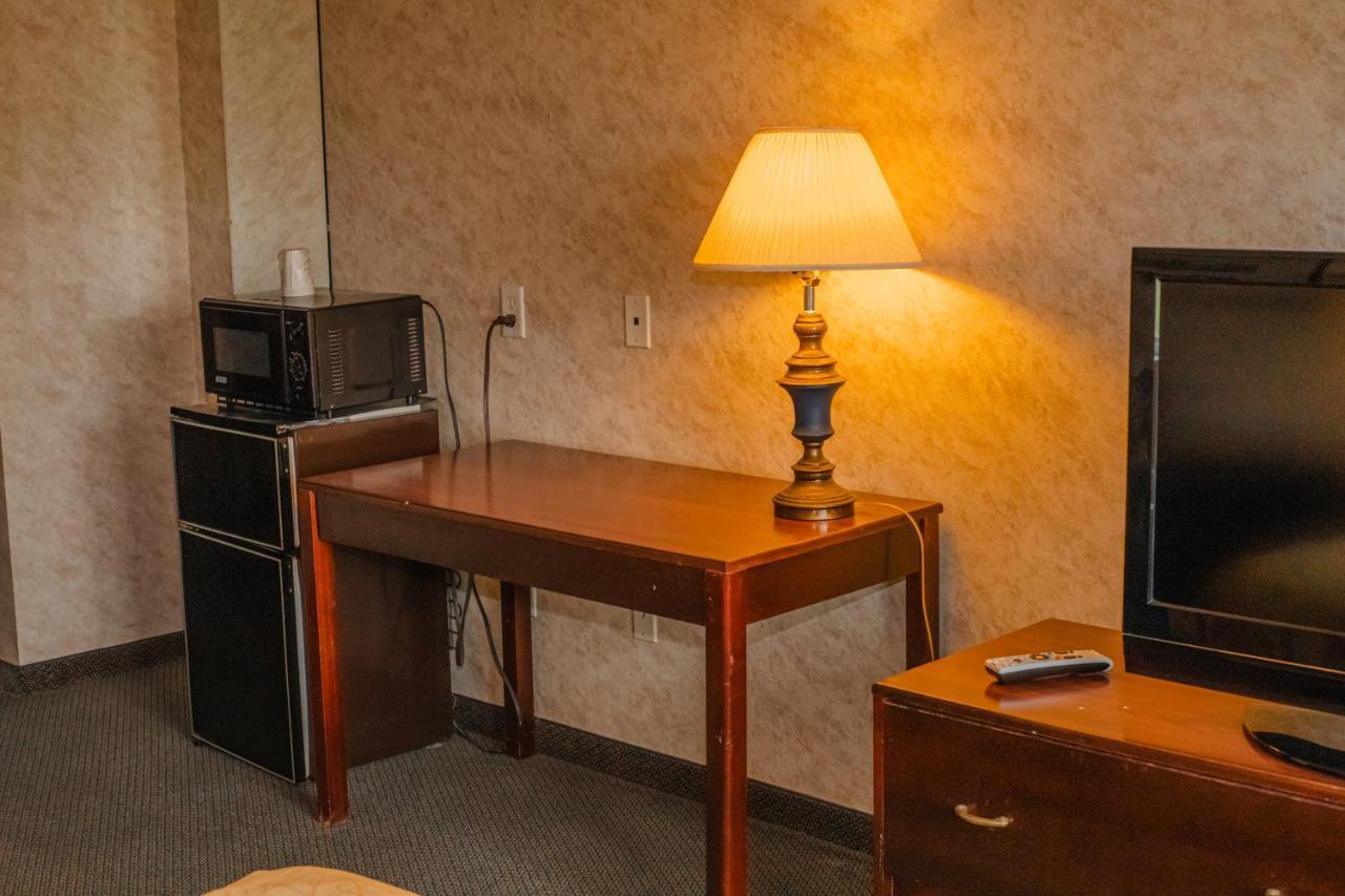 Colfax Inn Екстериор снимка