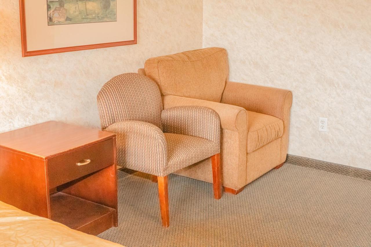 Colfax Inn Екстериор снимка