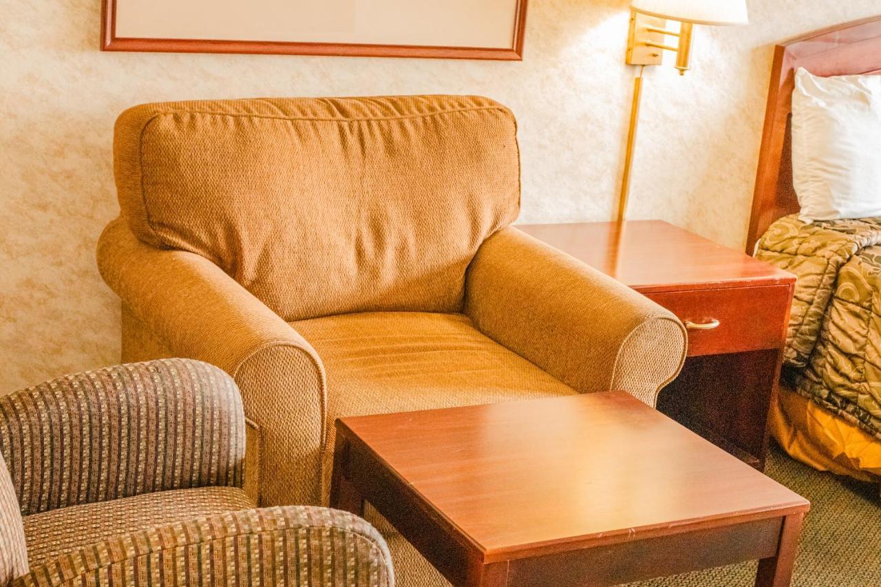 Colfax Inn Екстериор снимка