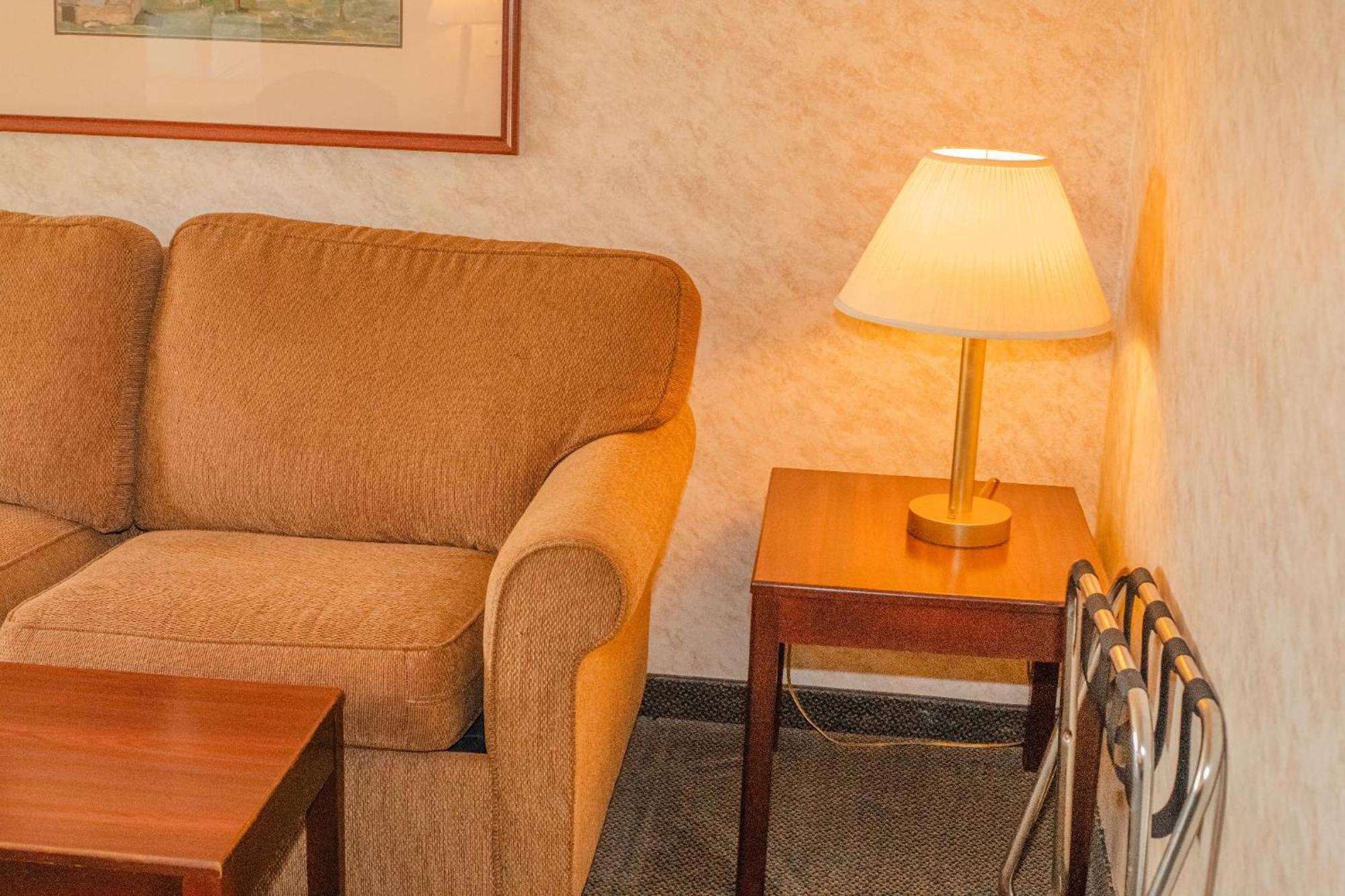 Colfax Inn Екстериор снимка